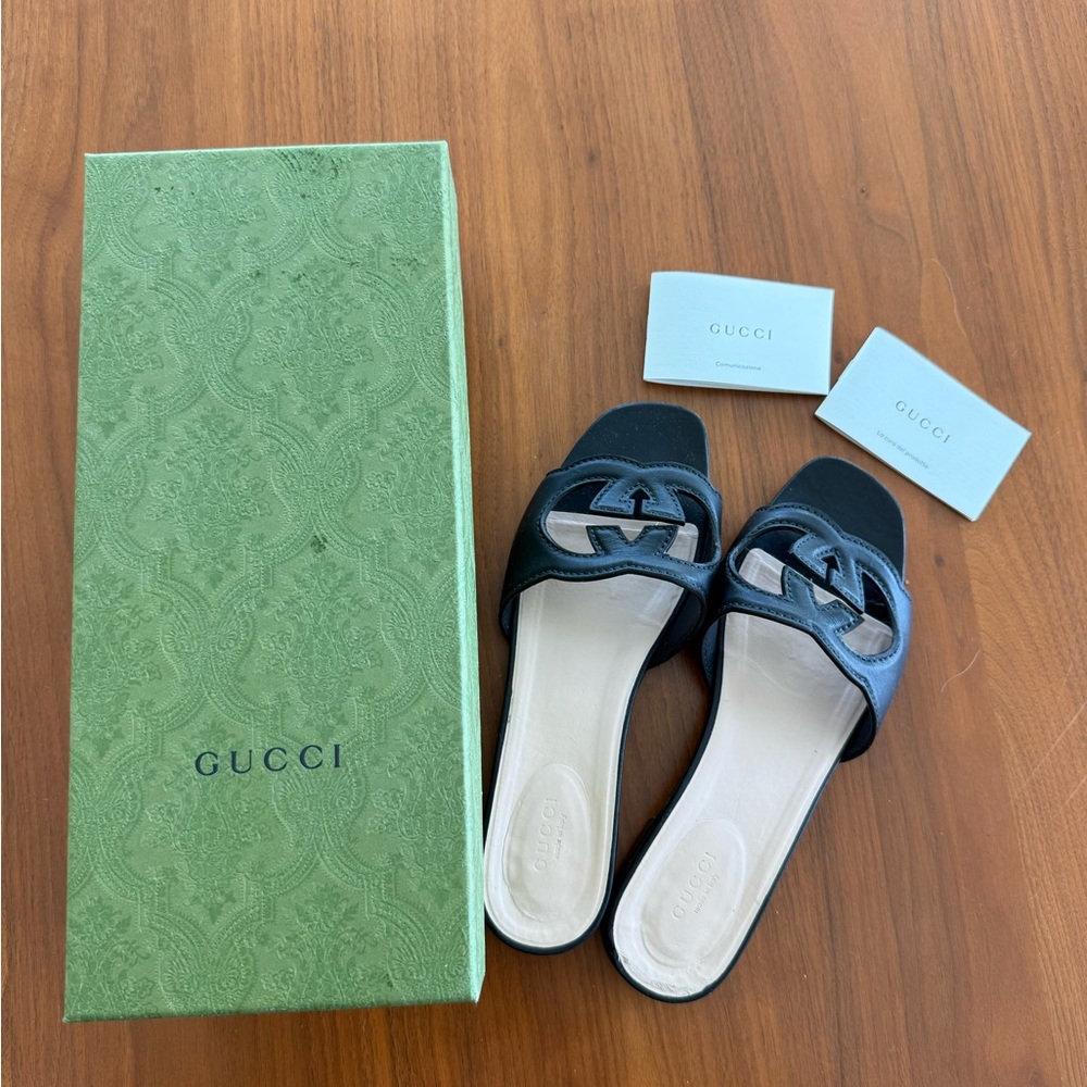 Gucci Black Mules Sleek Leather Design